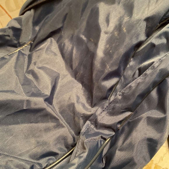 Holland America Navy & White collapsible tote - unused- 18” x 12” x 8” - Picture 10 of 13